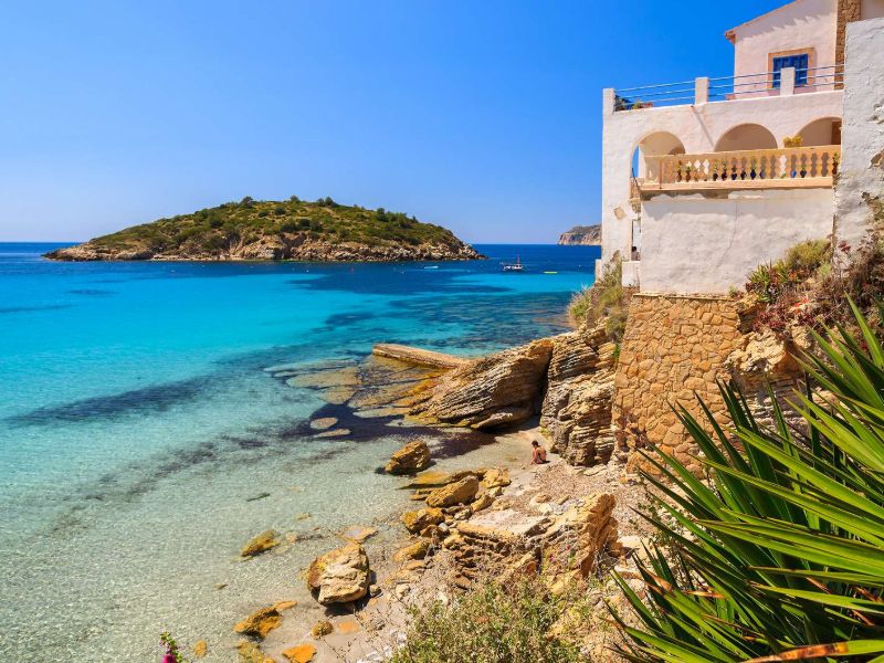 Где лучше отдыхать: Испания или Греция