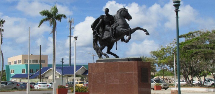 памятники Аруба
