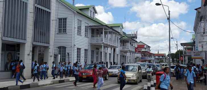 транспорт Суринам