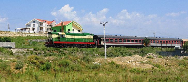 Транспорт Албании
