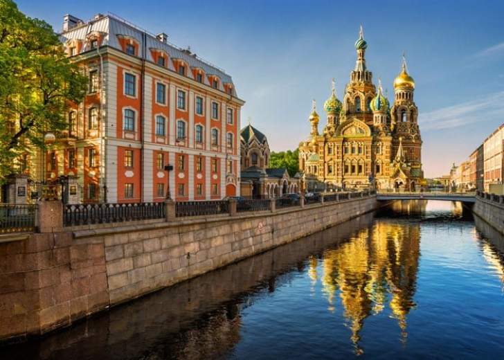 Путешествие по Санкт-Петербургу