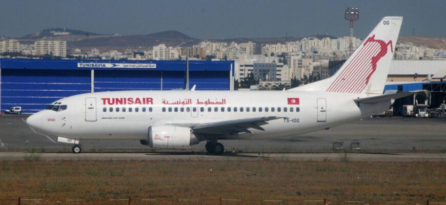 Фото самолета в Тунис