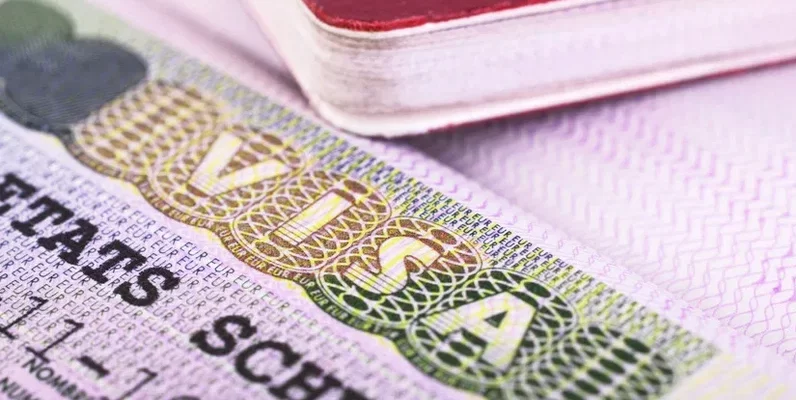 Страны шенгенской зоны не успевают обслуживать заявки