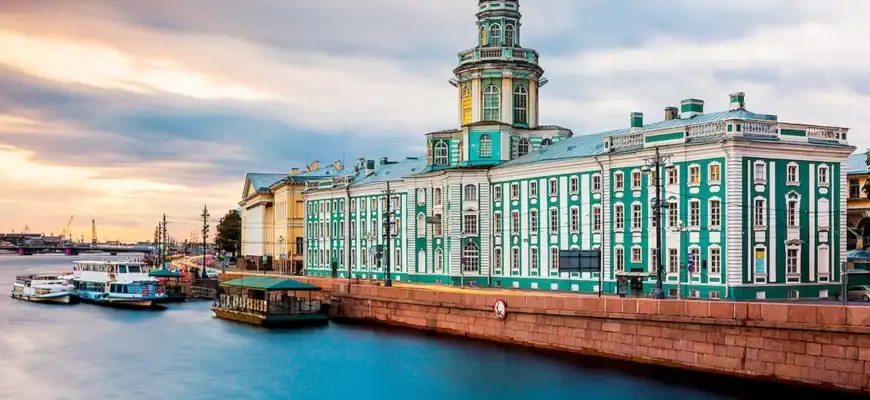 Кунсткамера, Санкт-Петербург, Россия