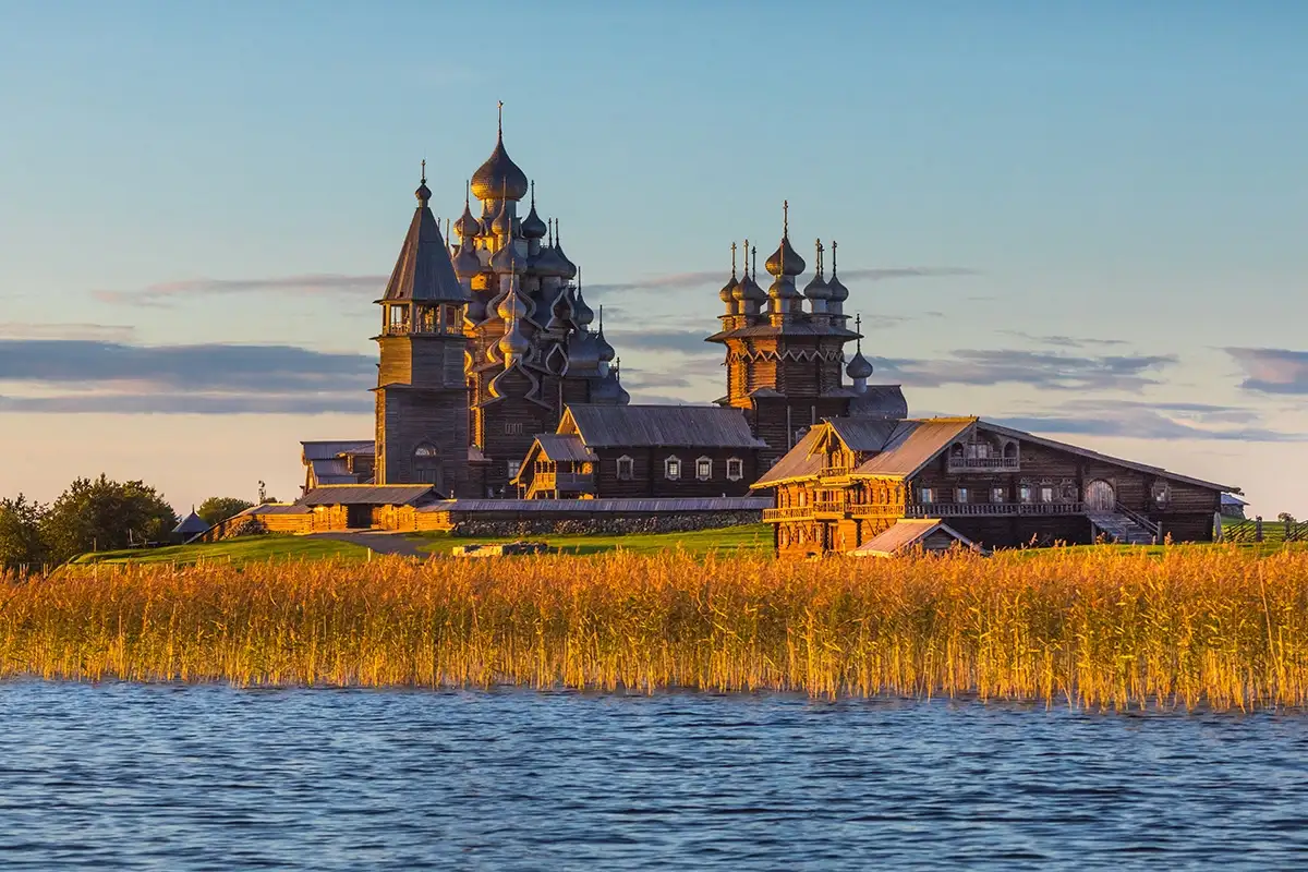 Круизы из Санкт-Петербурга на Валаам