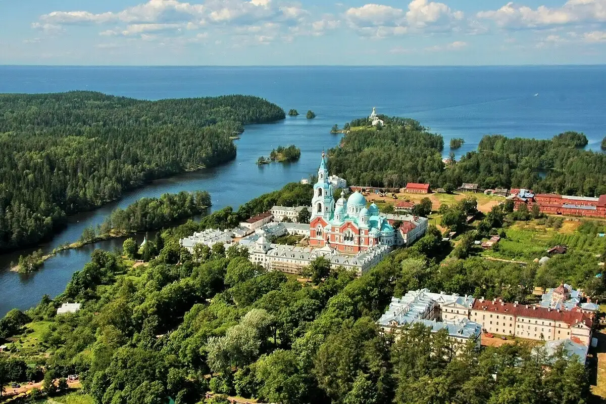 Круизы из Санкт-Петербурга на Валаам